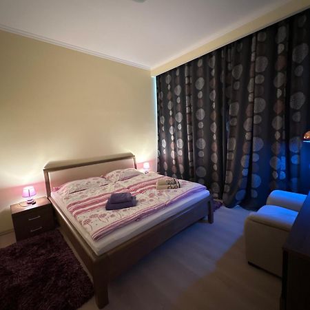 Apartment Zeyerova4 Karlsbad Exteriör bild